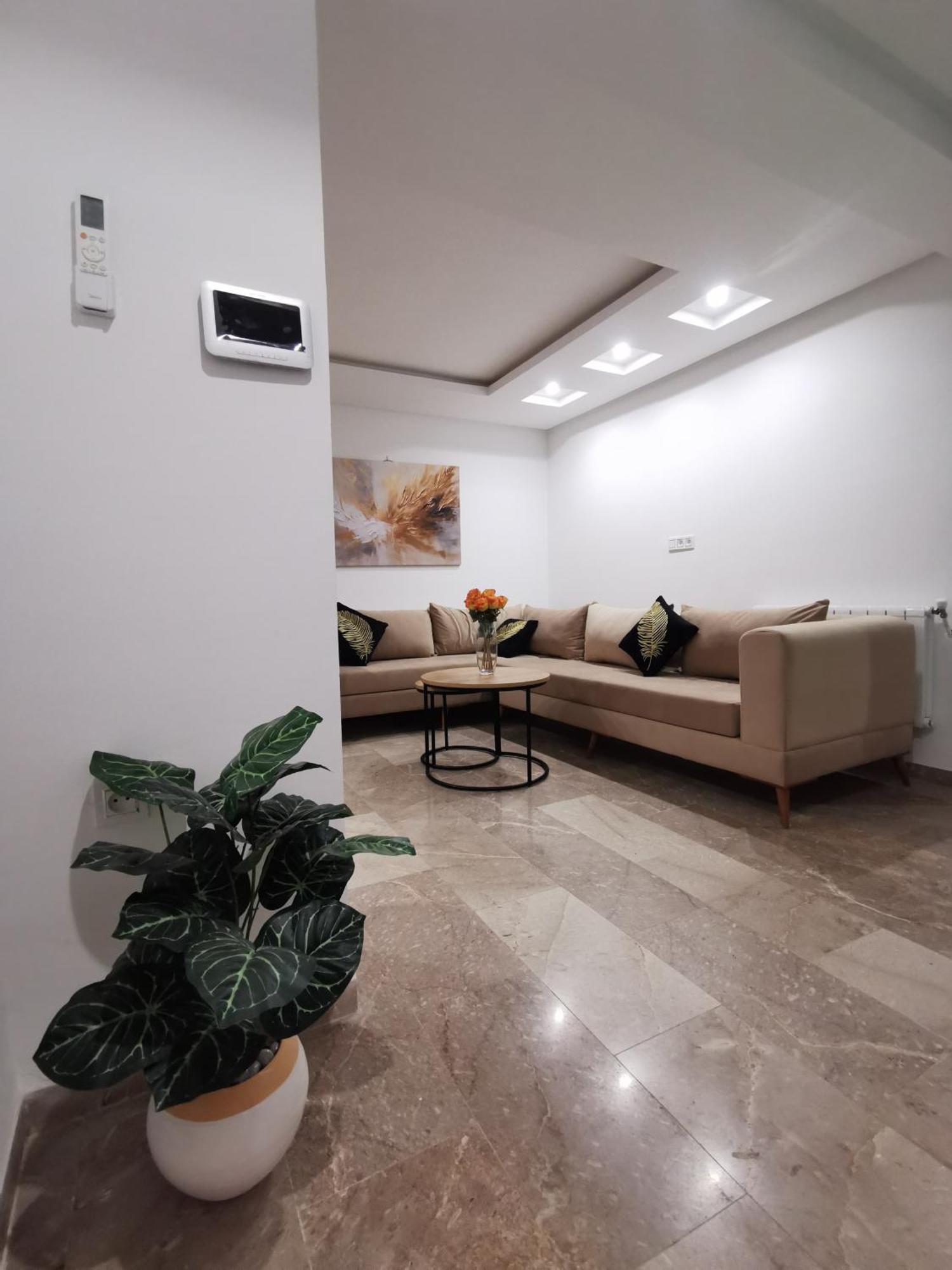 Rdc S2 Pieds Dans L'Eau Parking Privee Hammam Sousse Extérieur photo